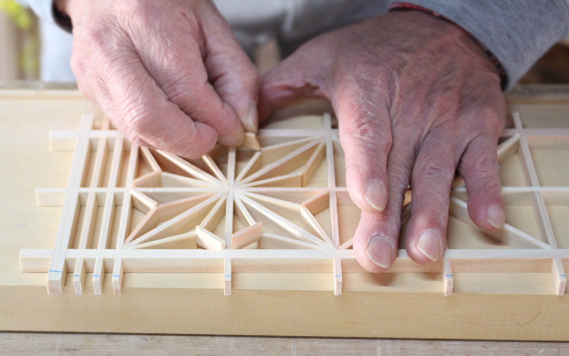 途絶えてしまうかもしれない鹿沼の組子細工。400年の技を受け継ぐ職人