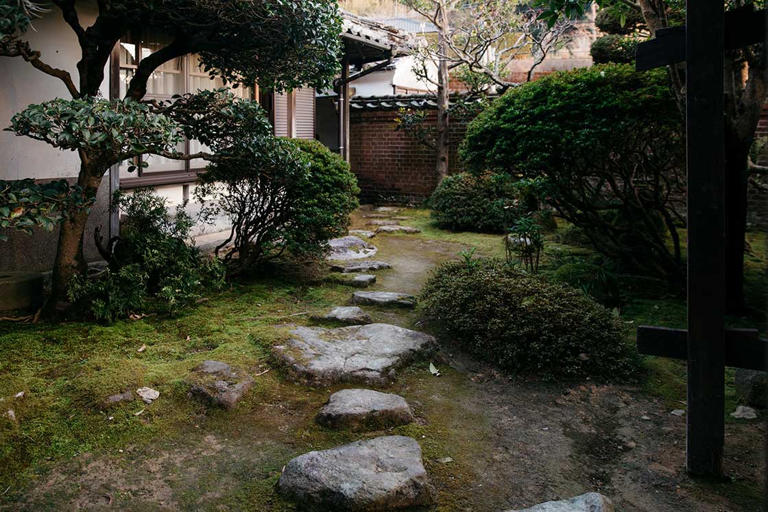 長崎県川棚町の私邸にある日本庭園