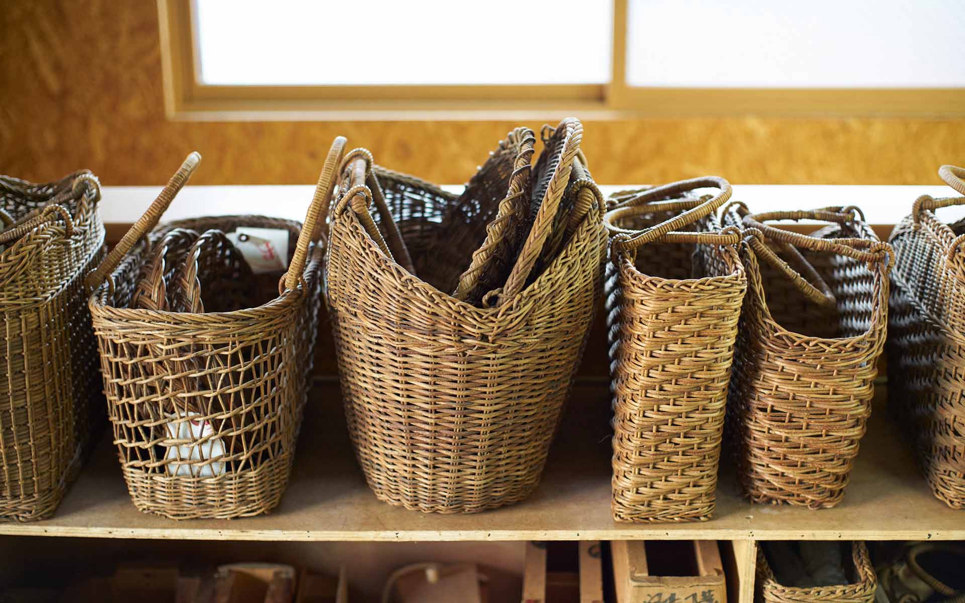 あけびかごの聖地・青森の宮本工芸で選び方やお手入れ方法を聞きました ...