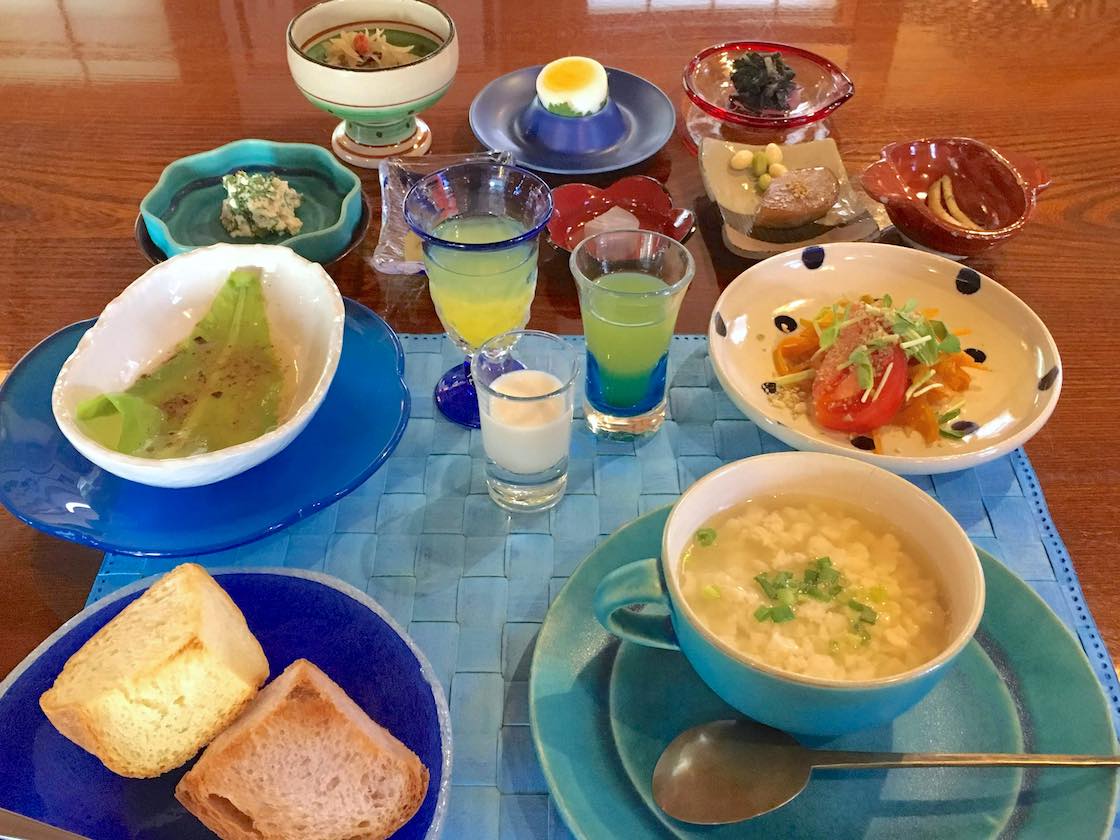 沖縄第一ホテル　薬膳朝食