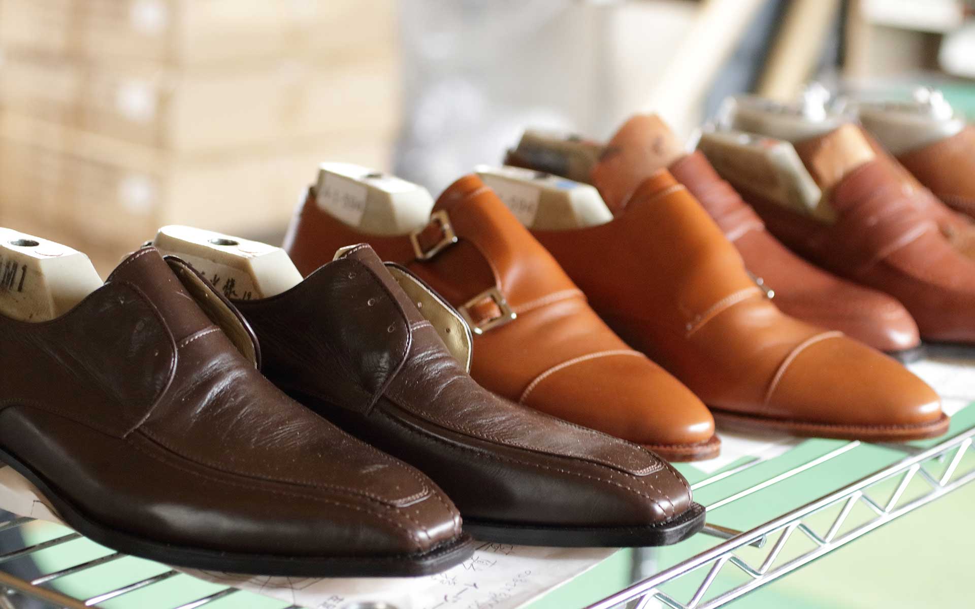 「コトワ靴製作所」で製作された八幡靴